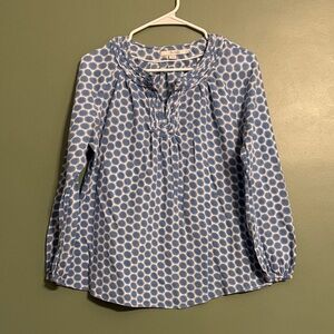 Boden US 12 blue and white patterned blouse features a split neckline